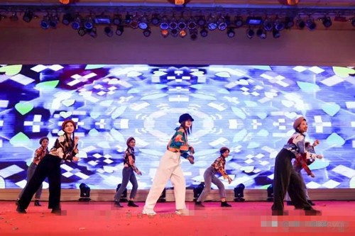 广东宏达工贸集团2018年度团圆晚宴隆重举行