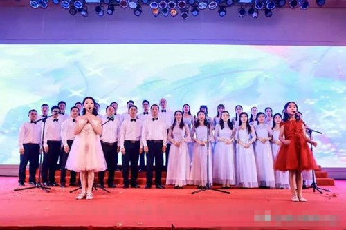 广东宏达工贸集团2018年度团圆晚宴隆重举行